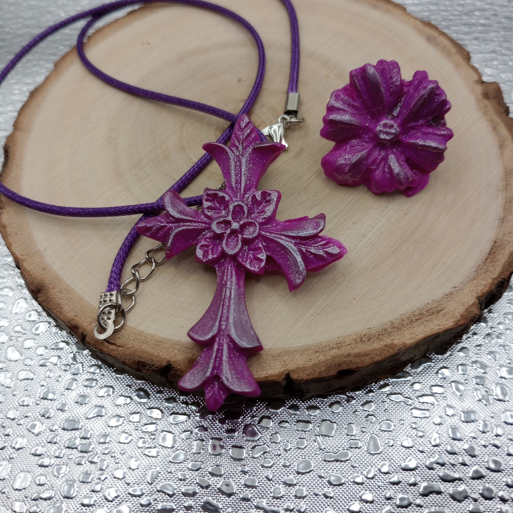 Purple Floral Cross Pendant Necklace and Ring Set